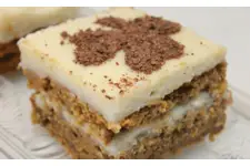 Kremalı Havuçlu Kek Tarifi ve Malzemeleri